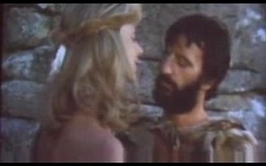 披头士鼓手主演的史前搞笑大片 Caveman 预告