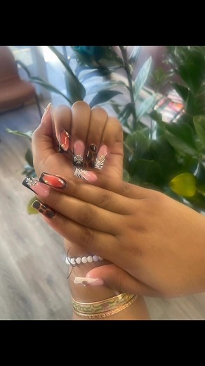 Color Nails and Spa on Reels