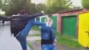 24K views · 87 reactions | CHE PEZZO DI MER..!!!... Diffondiamo in rete affinché cari amici questo pezzo di merda verrà preso punito per ciò che ha fatto.. Non sei un uomo sei una merda.. | "Incazzati contro la Casta" | Facebook