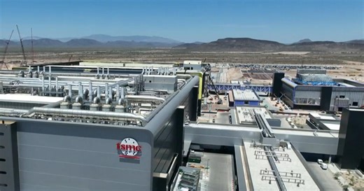 Economic oasis emerges in the Arizona desert