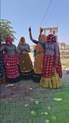 Meenawati Geet Meena Desi Dance