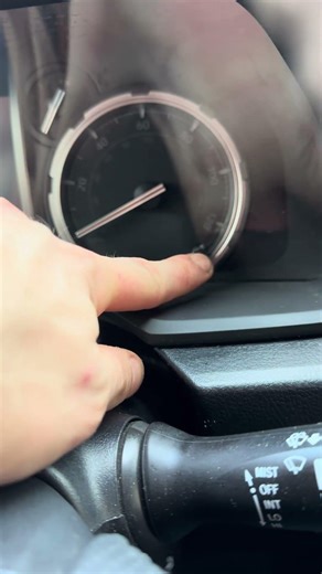 2018 toyota 4runner oil life reset #automobile #محركات #mechanic #toyota