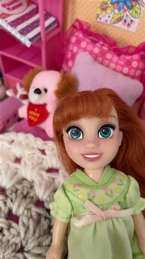 Anna’s Fall Party And Sleepover! 🍁 Pt.2 Anna And Elsa Doll Play- Disney Frozen Princess Toys Fun