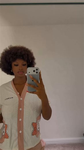 Calm down and talk😭😭why are you rapping odumodu blvck😭😂