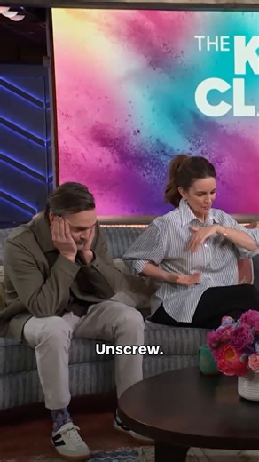 Tina Fey wants you to know her hair is all natural! | The Kelly Clarkson Show