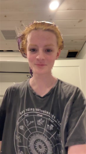 .beaver_feaver (@.beaver_feaver)’s videos with WHO TF DID YOUR HAIR - Chanse 🦋