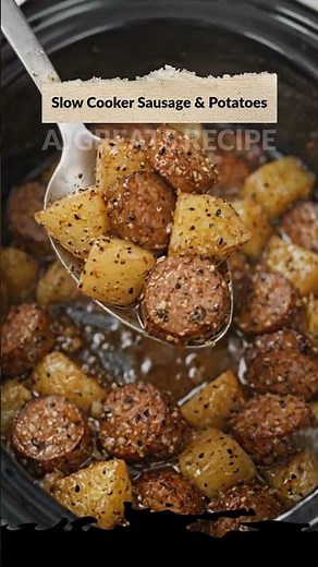 Slow Cooker Sausage & Potatoes