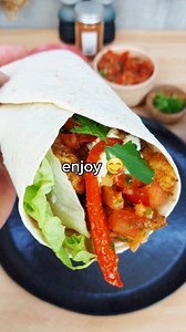 Fancy making these One-Tray Chicken Fajitas at home? You got it! 🔥 This exclusive recipe comes straight from our ebook—no need to search anywhere else. And there's more! Our FREE Spice Mix Starter Pack includes the recipe for our signature spice mix plus two additional recipes to show you how to work its magic, giving you three exclusive recipes in one go. 🙌 Simply comment “Fajita” below 👇 to claim your FREE mini ebook. Don't miss this behind-the-scenes peek at our culinary secrets! | Taste S