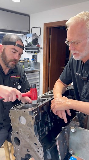 263K views · 7.2K reactions | The proper way to install the stainless o ring in the deck of a Cummins for added protection #engine #machineshop #carrepair | Dave's Auto Center | Facebook