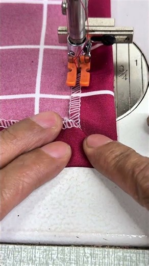 How to Sew Neat Corners Using Bias Tape #sewinghacks #sewingtips #diy
