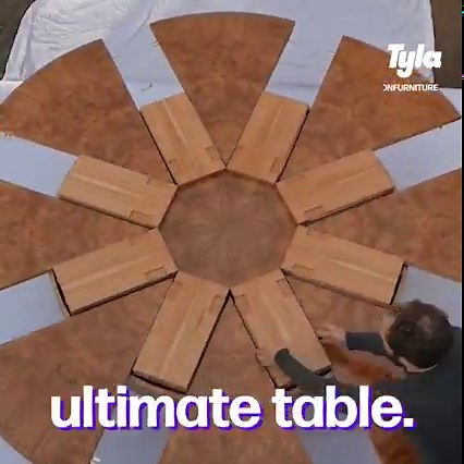 This extending table is seamless 😯 | Tyla