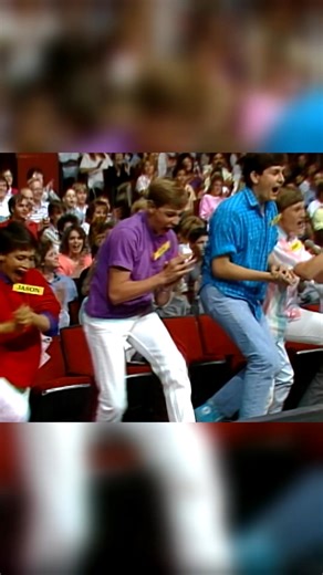 🎒📚 Get ready for a #BackToSchool throwback with #BUZZR! Watch students from across the country tackle #FamilyFeud, #CardSharks, and more classic games. Tune in starting August 12th! | BUZZR