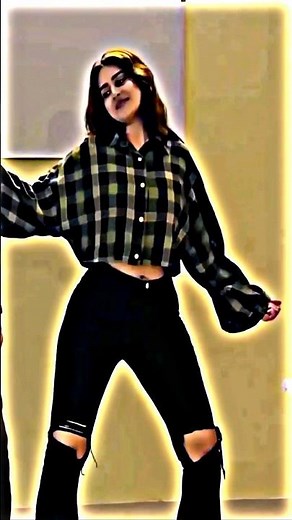 Elvis - His Latest Flame Remix - Hot Girls Shuffle Dancing😆😂 #shorts