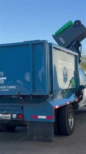 CR&R’s Manual Side Loader