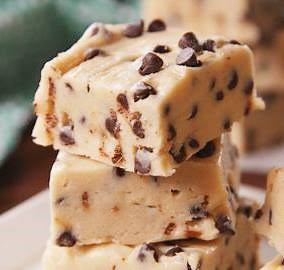 1.3M views · 6.8K reactions | Cookie dough lovers: this fudge is the...