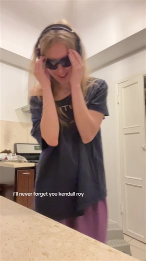 roomates left me home alone