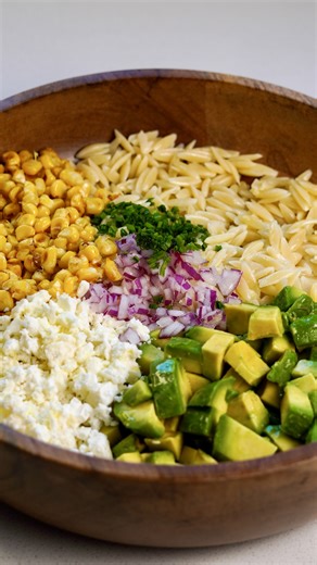 9.7K views · 65 reactions | 陋綾Sweetcorn & avocado pasta salad. ✅ Best Pasta Salad Recipe for Summer ✅ Healthy & Easy Summer Salad Idea ✅ Make-Ahead Pasta Salad for Meal Prep ✅ Perfect Pasta Salad Side Dish or Main Course Full recipe on my website, link in comments  | Healthy_floflo | Facebook