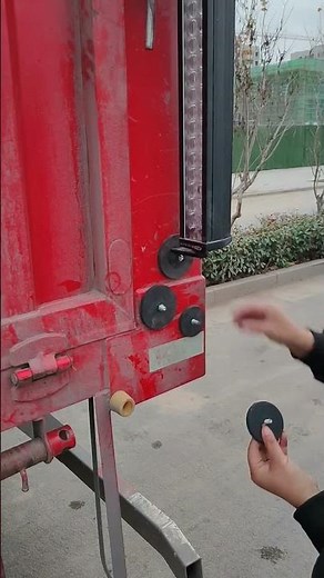 part 1791 Strong magnetic lamp holder, rubberized material does not damage the car paint, very