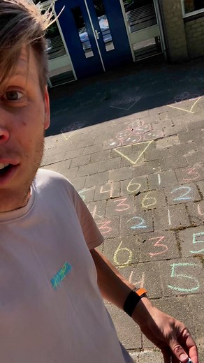 Deel 7: 🎲 parcours! Vanmiddag tijdens de bewegend leren workshop dit parcours gedaan! Super simpel en snel! Volg mij voor meer leuke tips voor bewegend leren! | Meester Sander