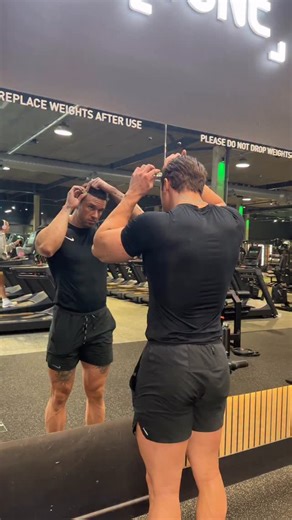 You’re training everything but your scalp? Time to bulk up your hair game with AlphaInfuse. #alphainfuse #hairtransformation #hairloss #confidenceboost #gym | AlphaInfuse