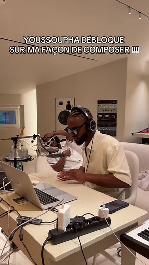 Youssoupha : Une table comme instrument de musique