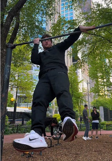 I call it the gyroscope #calisthenics #mobility