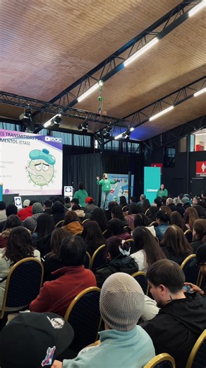 Impulsando habilidades en terreno 👥💫 En IEAC continuamos acompañando a @cermaqchile en una nueva instancia de formación, enfocada en fortalecer competencias clave para el trabajo diario. 💼⚡ Capacitar es abrir camino a equipos más eficientes, preparados y con mayor proyección profesional. 📈💪 Gracias por seguir confiando en este proceso de crecimiento conjunto. 🤝✨ #IEAC #Capacitación #CapacitaciónLaboral #DesarrolloProfesional #Formación