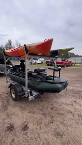Stealthcraft Boats on Instagram: "A Multipurpose Trailer Utility Trailer Built To Accommodate You and The Homies. With this Utility Style Trailer Upgrade the Kayak and Canoe rack is perfect for bringing along the whole crew. Premium Galvanized Tilt Trailer, The Utility Deck made out of our Plascore Composite material, removable Kayak and Canoe rack, rollers, tie down points, G2 Boat Buckles, and Vortex Bearings. Raft is our Hooligan Large Model. For more information please call or email Call - 2