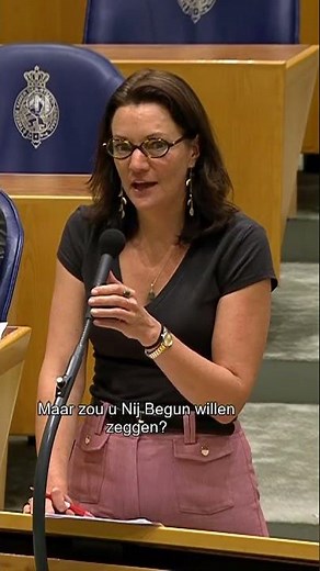 Een nieuw pistool voor Groningen? 🔫 Het Gronings blijkt lastig in Den Haag. 😩