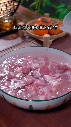 37K views · 509 reactions | 像我这样做的烧烤肉粒，比烧烤店的还好吃，做法简单，真的太香了#烧烤肉粒#美食教程 | 小食片刻 | Facebook