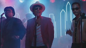 366K views · 759 shares | Tickets für Bruno Mars' heiß ersehnte 24K Magic World Tour sind ab dem 21. November im Vorverkauf erhältlich! Alle Infos: www.livenation.de/artist/bruno-mars-tickets | Live Nation Germany - Austria - Switzerland | Facebook