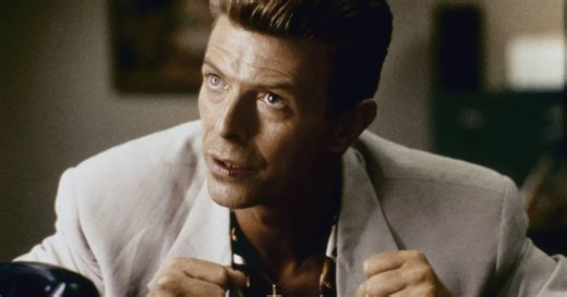 “¿Quién crees que es esa persona?”: la misteriosa aparición de David Bowie en el universo de Twin Peaks - La Tercera