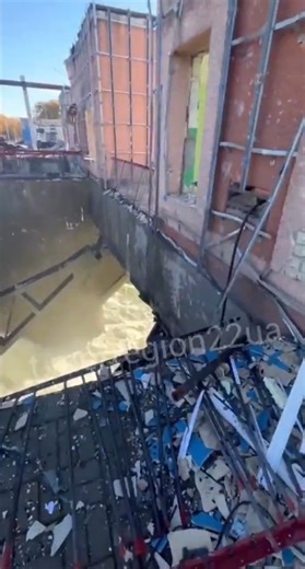 💥 Russia: Ukrainian strikes damaged the Belgorod Reservoir Dam. Russian 68th & 69th Divisions and the 44th Army Corps near the border and the 128th, 116th, 68th, 136th Brigades on the Vovchansk front in Ukraine at risk of flooding. | Ukraine Breaking News