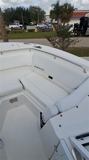 Alexander Medina | We are proud to present this 2020 Blackfin 272 DC, in pristine condition! This gorgeous Vessel is the closest you can get to a Brand new... | Instagram