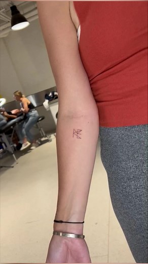 Getting a Geometric Tattoo: Process and Design Revealed