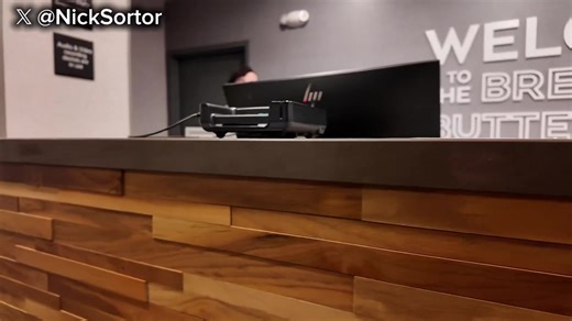 🚨 BREAKING NICK SORTER EXCLUSIVE: I went into the Minnesota Hilton who “apologized” for banning DHS agents, and EXPOSED them for CONTINUING to ban DHS agents Hilton Hotels has decided they want the FULL BUDLIGHT treatment at this point. Hilton’s operator, Everpeak, STRAIGHT UP LIED in their statement yesterday which said they were “in touch” with DHS to accommodate impacted agents, and “do not discriminate against any individuals or agencies.” NONE of that was true. There was NO attempt to reac