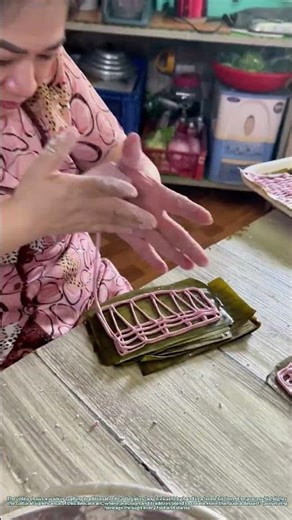 Shaping Tradition: How Handmade Red Turtle Cakes Keep Culture Alive