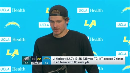 Justin Herbert on playing through a broken hand: 'I think about those guys in that locker room'