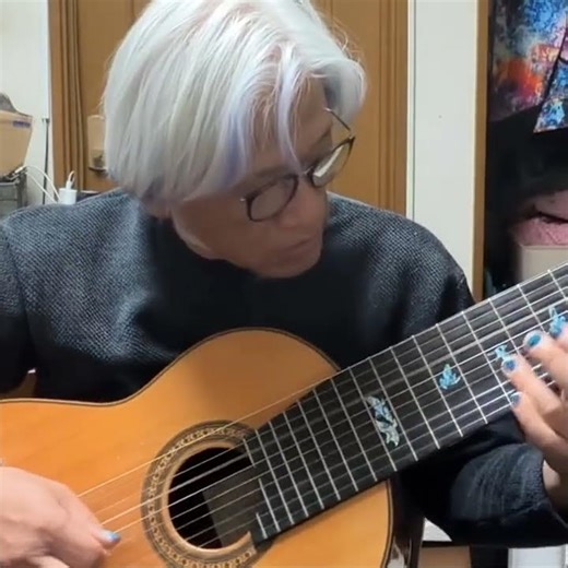 10弦ギターってこんな感じ #ギター #guitar #fingerstyle #ライブ #弾いてみた #fingerstyleguitar