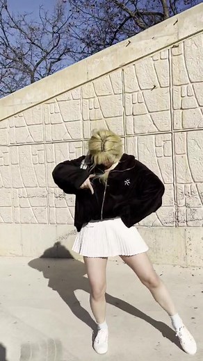 Creative Poses and Movements Inspired by Eleven Challenge