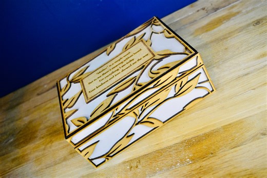 Personalized Vine Keepsake Box, Decorative Memory Box - Etsy