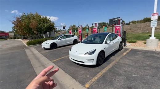 Voici l'autonomie de la nouvelle Tesla Model 3 sur autoroute par rapport à l’ancienne : impressionnante — Frandroid