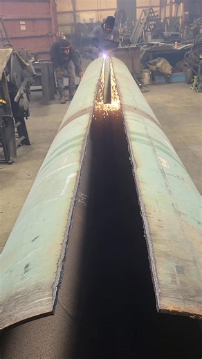 Chris and Mike slicing some more 36" pipe for BluFin #yourleaderinturnaroundtime #keepingcustomersrunning #zerotominimaldowntime #smallbusinesssupportingsmallbusinesses #sparkyswelding #Sparkys #onestopshop | Sparky's Welding and Fabrication LLC