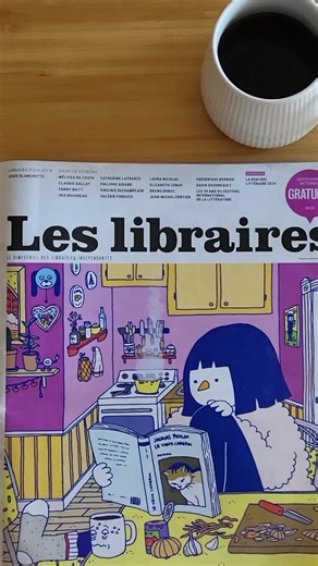✨ Le nouveau numéro de la revue Les libraires est arrivé en librairie ✨ Période effervescente et grisante, la rentrée littéraire présente chaque année une débâcle de nouveautés qui a l’heur de nous réjouir. Chacun des titres présentés dans le dossier de ce numéro a soigneusement été sélectionné dans le but de vous guider dans vos choix de lecture, quelles que soient vos préférences. Accaparez-vous ces pages, surlignez vos auteurs et autrices chouchous, encerclez les nouvelles plumes qui vous fon