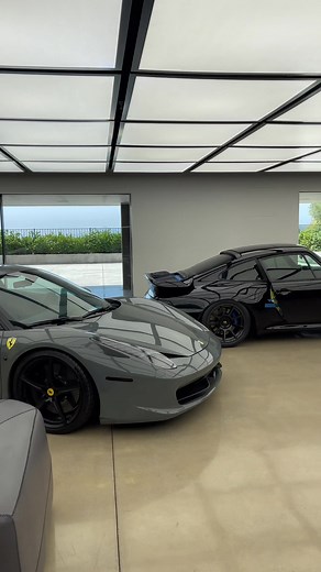 Luxury Garage Decor Ideas for Exotic Car Enthusiasts