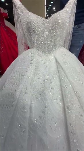 Royal Crystal Wedding Ball Gown 👰‍♀️💎Luxury White Princess Bridal Dress ✨👑