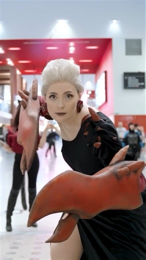 💫This SHE-RA COSPLAY squad from MCM LONDON is everything 😭💖 #shorts