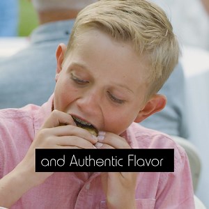 5.1K views · 34 reactions | Meet Bertello, the ultimate pizza oven   Portable and easy-to-use  Bakes pizza in 2-3 minutes  Over 900 degrees Fahrenheit  Simultaneous Wood and Gas Heating  Free US Shipping | Bertello SimulFire Pizza Ovens | Facebook