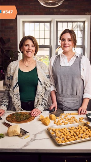 Food Blogger Pro on Instagram: "This week on the podcast, Bjork interviews Lexi Harrison from @crowded_kitchen! Lexi Harrison and her mom first started sharing food content on Instagram back in 2015 — and what began as a fun creative outlet has now turned into a thriving, multi-platform business with over 5 million followers across Facebook, Instagram, and TikTok. To hear the entire interview, tune into the rest of this episode of The Food Blogger Pro Podcast at https://pod.link/1014116331 or on