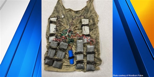 Man arrested with ‘hoax bomb vest’ is suspect in 2 Woodburn robberies